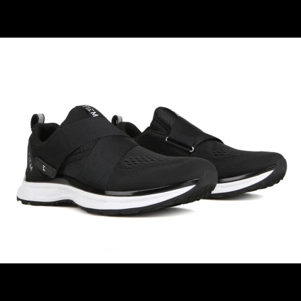 Tiem black slipstream shoes with SPD cleats attached! Spin shoes